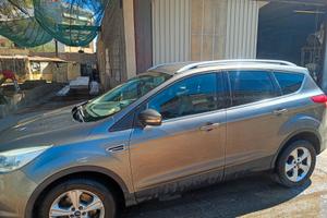 FORD KUGA 2000 140 CV. 4 WD 2013