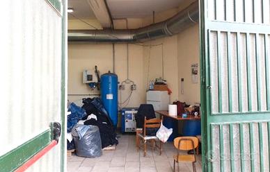 Frattaminore: Locale ad uso artigianale nel "condo