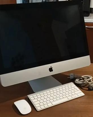 iMac 21.5" (metà 2010)