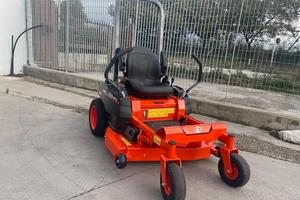 Trattorino tagliaerba Kubota Z1-421 Zero Turn