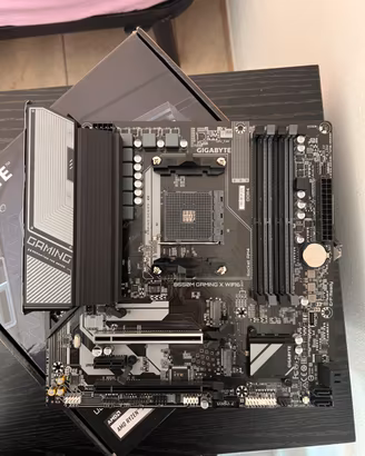 Scheda madre Gigabyte B550M Gaming X WIFI6