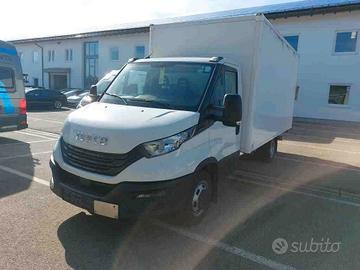 Iveco Daily L4 35Q 2.3 115 kW con sponda caricatri