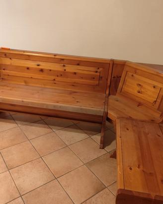panca angolare in legno 