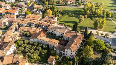 2 LOCALI A SAN FELICE DEL BENACO