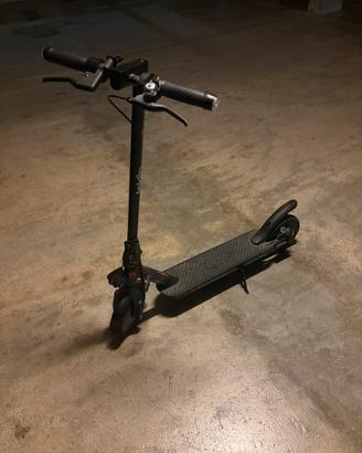 Monopattino elettrico teklio