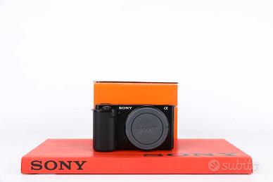 Sony ZV-E10 USATO GARANTITO PER DUE ANNI