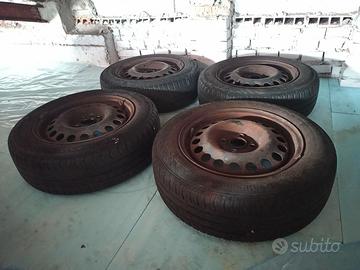 4 cerchi in ferro R15 Fiat Punto