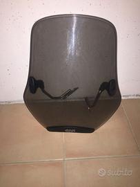 Cupolino per moto con faro tondo