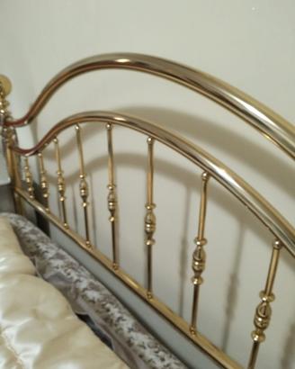 Letto oro zecchino