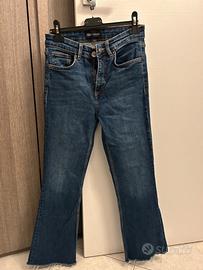 Jeans Zara blu modello flare 40/S