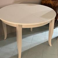 Tavolo tondo beige allungabile