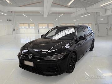VOLKSWAGEN PASSAT VARIANT 2.0 TDI SCR EVO 142KW R-