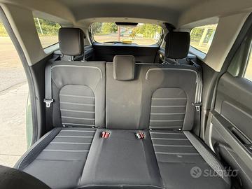 Dacia duster 2023 journey up 1.0 tce gpl