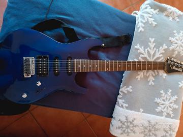 Chitarra elettrica Ibanez, amplificatore, custodia