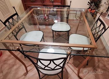 Tavolo Pranzo cristallo quadrato
