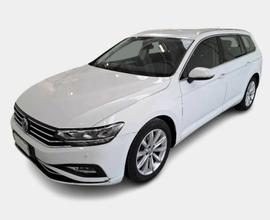 VOLKSWAGEN Passat Variant 2.0 TDI SCR EVO DSG Bu