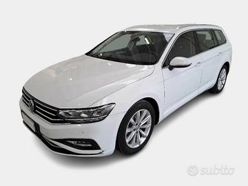 VOLKSWAGEN Passat Variant 2.0 TDI SCR EVO DSG Bu