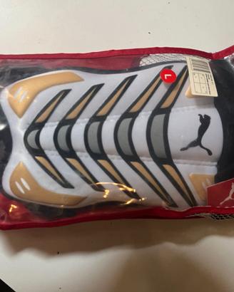 Parastinchi calcio PUMA nuovi con etichetta – L