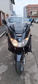 Piaggio X8 400 cc anno 2006