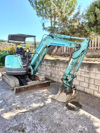 Escavatore kobelco 30 quintali