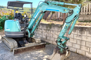 Escavatore kobelco 30 quintali