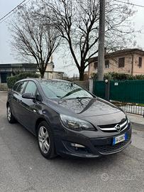 Opel Astra 1.7 CDTI 110CV Sports Tourer Cosmo