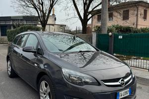Opel Astra 1.7 CDTI 110CV Sports Tourer Cosmo