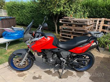 Aprilia Pegaso Strada 650