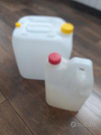 bidoncinii capienza 10 litri e tre litri