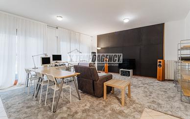 BILOCALE DI AMPIA METRATURA