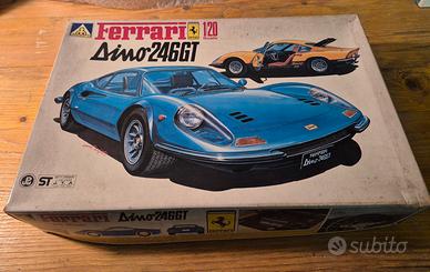 Kit Aoshima 1:20 Ferrari Dino 246 GT