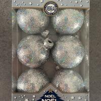 Palline di Natale argentate e brillantinate