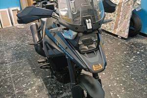 Suzuki V STROM 1050