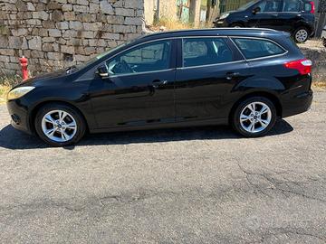Ford Focus 1.6 Tdci - 115 cv - station wagon