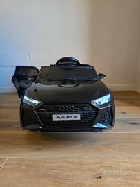 Auto elettrica per bambini - modello Audi rs6