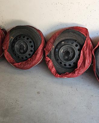cerchi e gomme 5x114,3 16"
