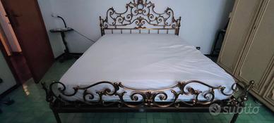 Letto matrimoniale in ottone Lipparini