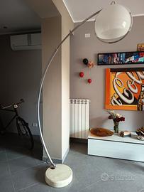 Lampada ad arco Guzzini