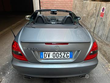 SLK R171 ARGENTO PALLADIO LOOK AMG SPORT