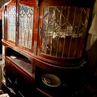 Mobili antichi vari e divano piu poltrone