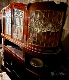 Mobili antichi vari e divano piu poltrone