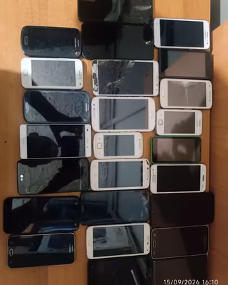 lotto 1 cellulari 25 pezzi  smartphone