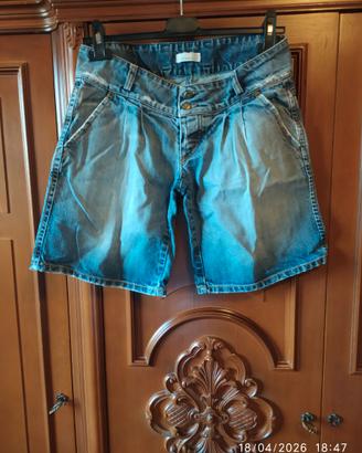 Pantaloncino in jeans