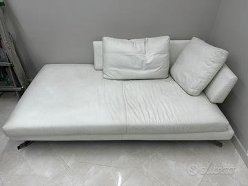 Set di divani in pelle