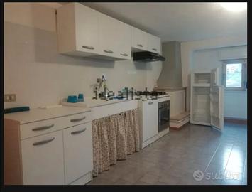 Mansardato pratico e comodo solo una persona