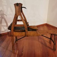 Macchina antica per cardare la lana