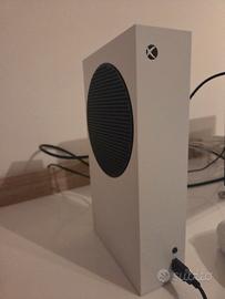 Xbox Series S 512GB + Monitor 180Hz + Extra
