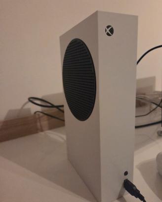Xbox Series S 512GB + Monitor 180Hz + Extra