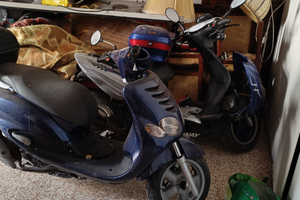 Yamaha 125 e Keeway 50 per pezzi di ricambio