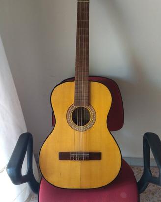 Chitarra classica Estudiantina